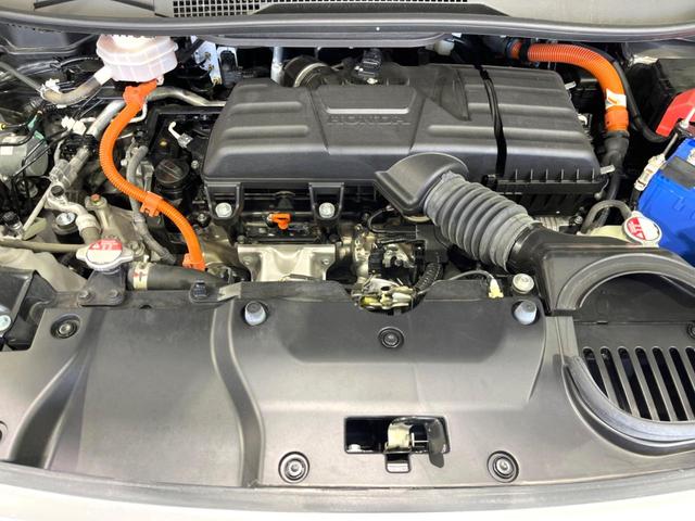 ステップワゴン ｅ：ＨＥＶスパーダ　プレミアムライン　禁煙車　純正１１．４型ナビ　全周囲カメラ　両側電動ドア　ＥＴＣ　ドラレコ　ホンダセンシング　アダプティブクルコン　電動リアゲート　スマートキー　シートヒーター　ＬＥＤヘッド　オートハイビーム（18枚目）