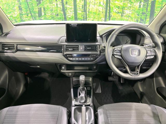 ＷＲ－Ｖ Ｚ　ブラックスタイル　禁煙車　８型ディスプレイオーディオ　バックカメラ　ホンダセンシング　ハーフレザーシート　コーナーセンサー　アダプティブクルコン　ＬＥＤヘッド　純正１７インチアルミ　オートハイビーム　スマートキー（2枚目）