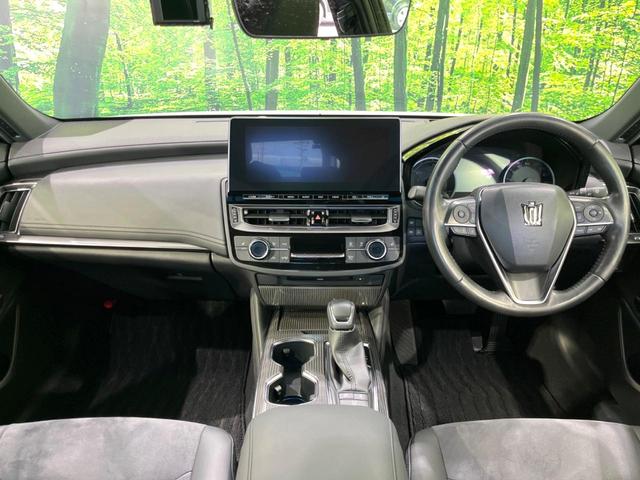 クラウンハイブリッド S 禁煙車 セーフティパッケージプラス セーフティセンス 純正12.3型ナビ 全方位カメラ ハーフレザーシート ドラレコ ETC ブラインドスポットモニター 純正18インチアルミ シートヒーター(2枚目)