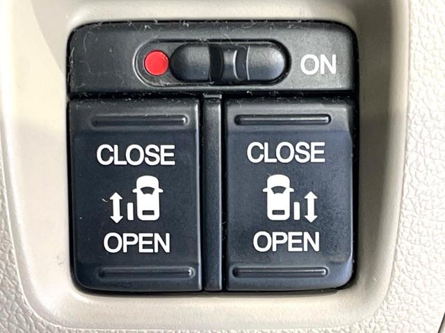 N-BOX G SSパッケージ 禁煙車 あんしんパッケージ 両側電動ドア 純正ナビ バックカメラ ドラレコ スマートキー HIDヘッド シートヒーター ビルトインETC オートライト Bluetooth CD DVD再生(3枚目)