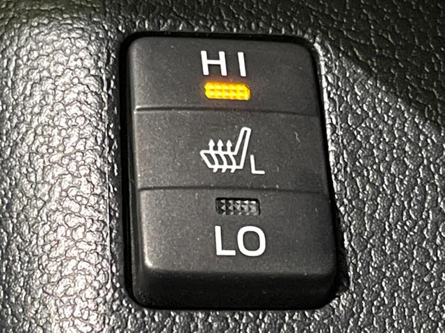 プリウスＰＨＶ Ｓ　ＧＲスポーツ　禁煙車　９型ＢＩＧ－Ｘ　バックカメラ　ＥＴＣ　ドラレコ　セーフティセンス　レーダークルーズ　シートヒーター　スマートキー　ＬＥＤヘッドライト　オートハイビーム　オートライト　オートエアコン（6枚目）