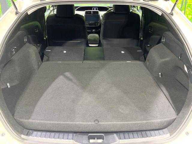 プリウスＰＨＶ Ｓ　ＧＲスポーツ　禁煙車　９型ＢＩＧ－Ｘ　バックカメラ　ＥＴＣ　ドラレコ　セーフティセンス　レーダークルーズ　シートヒーター　スマートキー　ＬＥＤヘッドライト　オートハイビーム　オートライト　オートエアコン（10枚目）