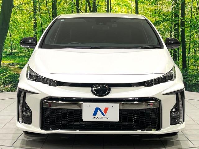 プリウスＰＨＶ Ｓ　ＧＲスポーツ　禁煙車　９型ＢＩＧ－Ｘ　バックカメラ　ＥＴＣ　ドラレコ　セーフティセンス　レーダークルーズ　シートヒーター　スマートキー　ＬＥＤヘッドライト　オートハイビーム　オートライト　オートエアコン（14枚目）