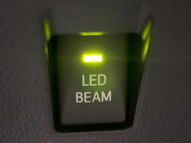 プリウスＰＨＶ Ｓ　ＧＲスポーツ　禁煙車　９型ＢＩＧ－Ｘ　バックカメラ　ＥＴＣ　ドラレコ　セーフティセンス　レーダークルーズ　シートヒーター　スマートキー　ＬＥＤヘッドライト　オートハイビーム　オートライト　オートエアコン（45枚目）