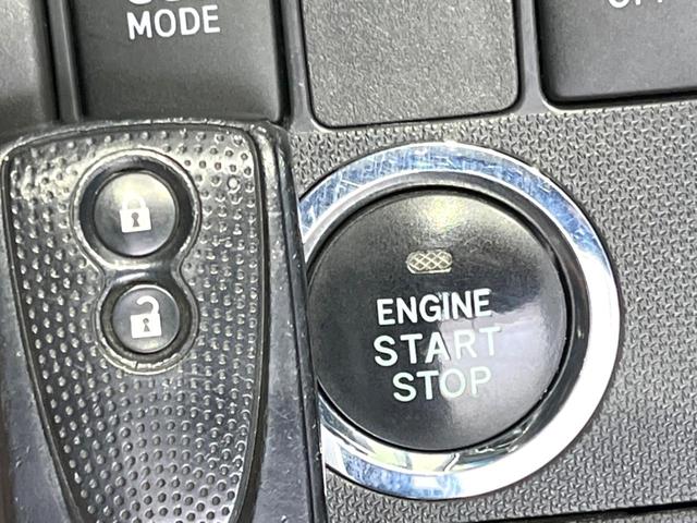 ムーヴ カスタム　ＲＳ　禁煙車　ターボ　純正ナビ　プリクラッシュセーフティ　レーダークルーズ　ＥＴＣ　スマートキー　ＨＩＤヘッドライト　純正１５インチアルミホイール　オートエアコン　ＣＤ　ＤＶＤ再生（7枚目）