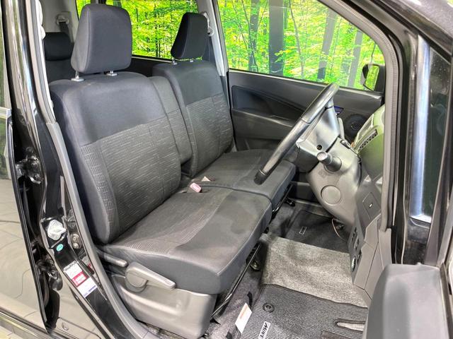 ムーヴ カスタム　ＲＳ　禁煙車　ターボ　純正ナビ　プリクラッシュセーフティ　レーダークルーズ　ＥＴＣ　スマートキー　ＨＩＤヘッドライト　純正１５インチアルミホイール　オートエアコン　ＣＤ　ＤＶＤ再生（8枚目）