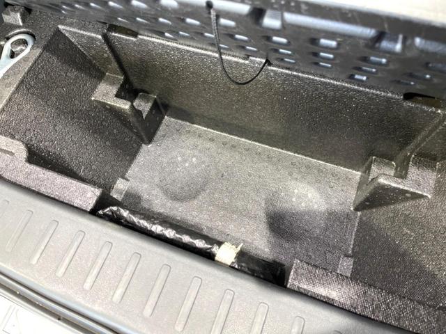 ムーヴ カスタム　ＲＳ　禁煙車　ターボ　純正ナビ　プリクラッシュセーフティ　レーダークルーズ　ＥＴＣ　スマートキー　ＨＩＤヘッドライト　純正１５インチアルミホイール　オートエアコン　ＣＤ　ＤＶＤ再生（30枚目）