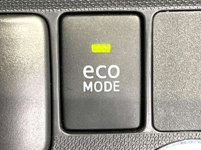 ムーヴ カスタム　ＲＳ　禁煙車　ターボ　純正ナビ　プリクラッシュセーフティ　レーダークルーズ　ＥＴＣ　スマートキー　ＨＩＤヘッドライト　純正１５インチアルミホイール　オートエアコン　ＣＤ　ＤＶＤ再生（34枚目）