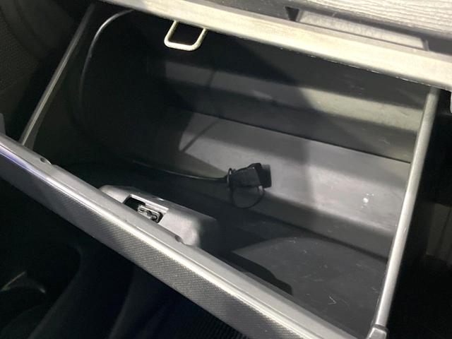 ムーヴ カスタム　ＲＳ　禁煙車　ターボ　純正ナビ　プリクラッシュセーフティ　レーダークルーズ　ＥＴＣ　スマートキー　ＨＩＤヘッドライト　純正１５インチアルミホイール　オートエアコン　ＣＤ　ＤＶＤ再生（45枚目）