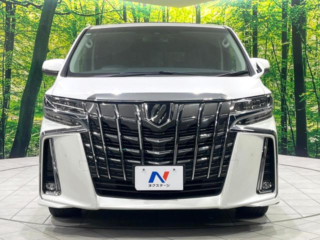 アルファード ２．５Ｓ　Ｃパッケージ　後期　禁煙車　サンルーフ　後席モニター　ナビ機能　ＣＤ／ＤＶＤ　ＥＴＣ　バックカメラ　両側電動ドア　シートベンチレーション　オットマン付きセカンドシート　リアサンシェード　シーケンシャルターンランプ（15枚目）