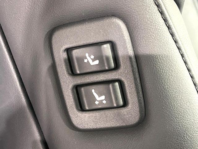 アルファード ２．５Ｓ　Ｃパッケージ　後期　禁煙車　サンルーフ　後席モニター　ナビ機能　ＣＤ／ＤＶＤ　ＥＴＣ　バックカメラ　両側電動ドア　シートベンチレーション　オットマン付きセカンドシート　リアサンシェード　シーケンシャルターンランプ（51枚目）