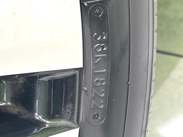 アルファード ２．５Ｓ　Ｃパッケージ　後期　禁煙車　サンルーフ　後席モニター　ナビ機能　ＣＤ／ＤＶＤ　ＥＴＣ　バックカメラ　両側電動ドア　シートベンチレーション　オットマン付きセカンドシート　リアサンシェード　シーケンシャルターンランプ（66枚目）