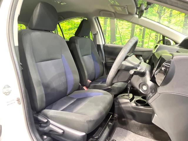 アクア Ｓ　後期　禁煙車　ＳＤナビ　ＥＴＣ　Ｂｌｕｅｔｏｏｔｈ接続　電動格納ドアミラー　キーレスエントリー　ステアリングスイッチ　オートエアコン　プライバシーガラス　シートリフター（8枚目）