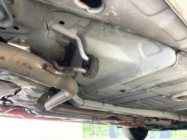 アクア Ｓ　後期　禁煙車　ＳＤナビ　ＥＴＣ　Ｂｌｕｅｔｏｏｔｈ接続　電動格納ドアミラー　キーレスエントリー　ステアリングスイッチ　オートエアコン　プライバシーガラス　シートリフター（21枚目）