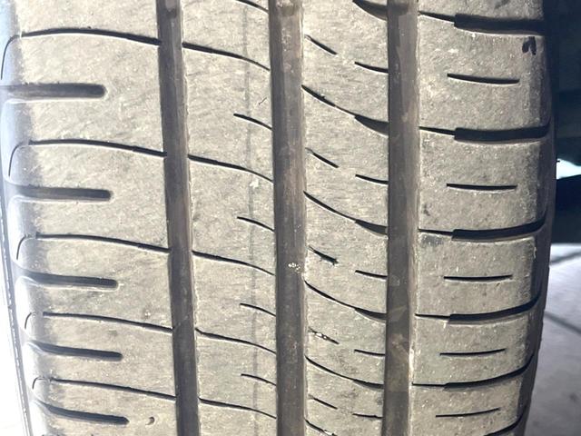 アクア Ｓ　後期　禁煙車　ＳＤナビ　ＥＴＣ　Ｂｌｕｅｔｏｏｔｈ接続　電動格納ドアミラー　キーレスエントリー　ステアリングスイッチ　オートエアコン　プライバシーガラス　シートリフター（51枚目）