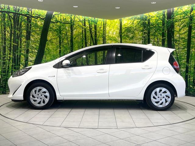 アクア Ｓ　後期　禁煙車　ＳＤナビ　ＥＴＣ　Ｂｌｕｅｔｏｏｔｈ接続　電動格納ドアミラー　キーレスエントリー　ステアリングスイッチ　オートエアコン　プライバシーガラス　シートリフター（56枚目）