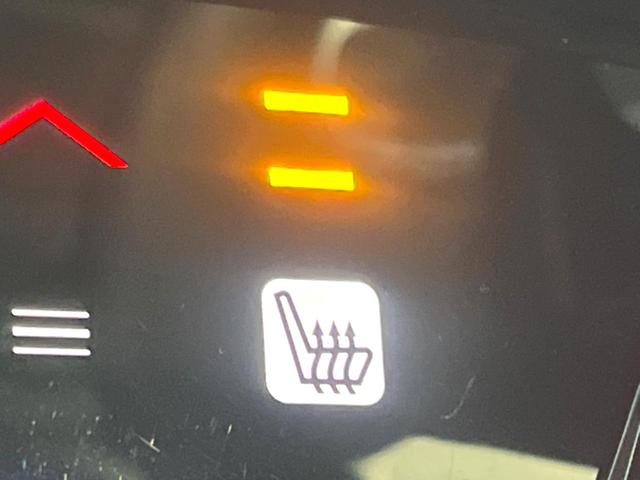 ヴェゼル ハイブリッドＺ・ホンダセンシング　後期　禁煙車　純正８型ナビ　ドラレコ　ＥＴＣ　バックカメラ　シートヒーター　パワーシート　アダプティブクルーズ　ルーフレール　ハーフレザーシート　ＬＥＤヘッドライト　トノボード　Ｂｌｕｅｔｏｏｔｈ（7枚目）