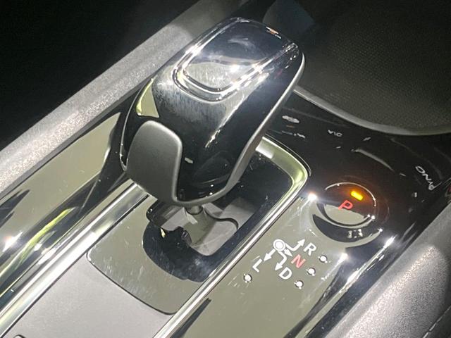 ヴェゼル ハイブリッドＺ・ホンダセンシング　後期　禁煙車　純正８型ナビ　ドラレコ　ＥＴＣ　バックカメラ　シートヒーター　パワーシート　アダプティブクルーズ　ルーフレール　ハーフレザーシート　ＬＥＤヘッドライト　トノボード　Ｂｌｕｅｔｏｏｔｈ（40枚目）