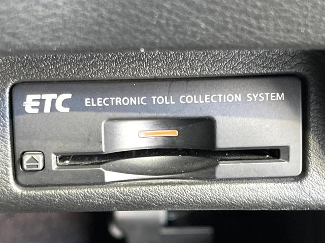 スカイライン ２００ＧＴ－ｔタイプＰ　禁煙車　メーカーナビ　全周囲カメラ　ＥＴＣ　ドラレコ　インテリジェントクルーズコントロール　ブラック革シート　シートヒーター　パワーシート　ＬＥＤヘッドライト　Ｂｌｕｅｔｏｏｔｈ接続（7枚目）