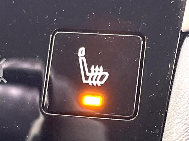 スカイライン ２００ＧＴ－ｔタイプＰ　禁煙車　メーカーナビ　全周囲カメラ　ＥＴＣ　ドラレコ　インテリジェントクルーズコントロール　ブラック革シート　シートヒーター　パワーシート　ＬＥＤヘッドライト　Ｂｌｕｅｔｏｏｔｈ接続（38枚目）