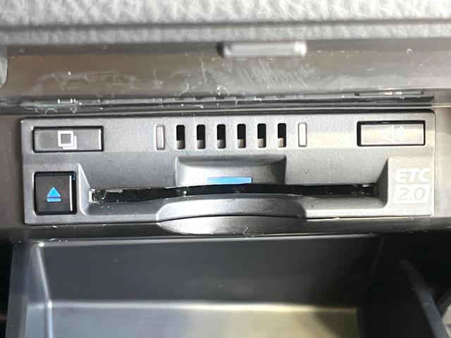 カムリ Ｇ　禁煙車　純正８型ナビ　バックカメラ　ドラレコ　ＥＴＣ　セーフティセンス　ブラインドスポットモニター　レーダークルーズ　パワーシート　デュアルオートエアコン　Ｂｌｕｅｔｏｏｔｈ接続（7枚目）