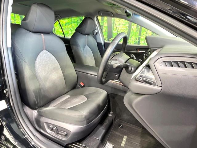 カムリ Ｇ　禁煙車　純正８型ナビ　バックカメラ　ドラレコ　ＥＴＣ　セーフティセンス　ブラインドスポットモニター　レーダークルーズ　パワーシート　デュアルオートエアコン　Ｂｌｕｅｔｏｏｔｈ接続（8枚目）