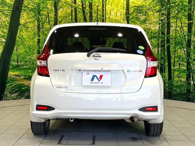 ノート ｅ－パワー　メダリスト　禁煙車　純正ＳＤナビ　全周囲カメラ　ＥＴＣ　ドラレコ　インテリジェントエマージェンシーブレーキ　レーダークルーズ　コーナーセンサー　デジタルインナーミラー　スマートキー　ＬＥＤヘッド　レーンアシスト（15枚目）