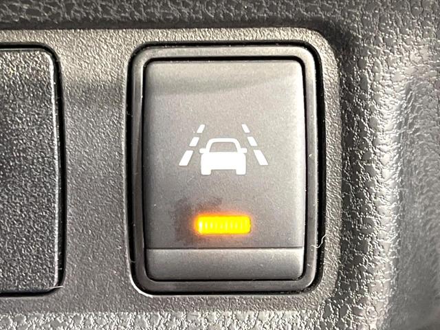 ノート ｅ－パワー　メダリスト　禁煙車　純正ＳＤナビ　全周囲カメラ　ＥＴＣ　ドラレコ　インテリジェントエマージェンシーブレーキ　レーダークルーズ　コーナーセンサー　デジタルインナーミラー　スマートキー　ＬＥＤヘッド　レーンアシスト（40枚目）