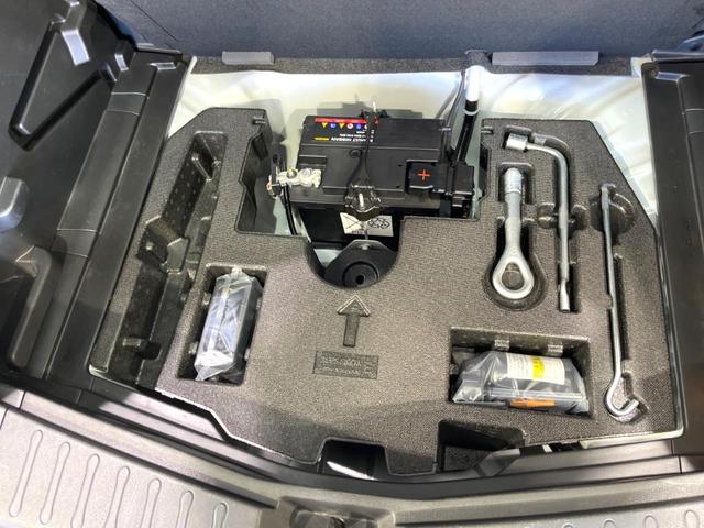 ノート ｅ－パワー　メダリスト　禁煙車　純正ＳＤナビ　全周囲カメラ　ＥＴＣ　ドラレコ　インテリジェントエマージェンシーブレーキ　レーダークルーズ　コーナーセンサー　デジタルインナーミラー　スマートキー　ＬＥＤヘッド　レーンアシスト（59枚目）