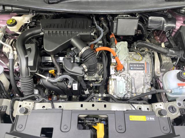 ノート Ｘ　禁煙車　純正９型ナビ　全周囲カメラ　インテリジェントルームミラー　ＬＥＤヘッドライト　電子制御パーキングブレーキ　Ｂｌｕｅｔｏｏｔｈ接続　ブラインドスポットモニター　ステアリングスイッチ（18枚目）