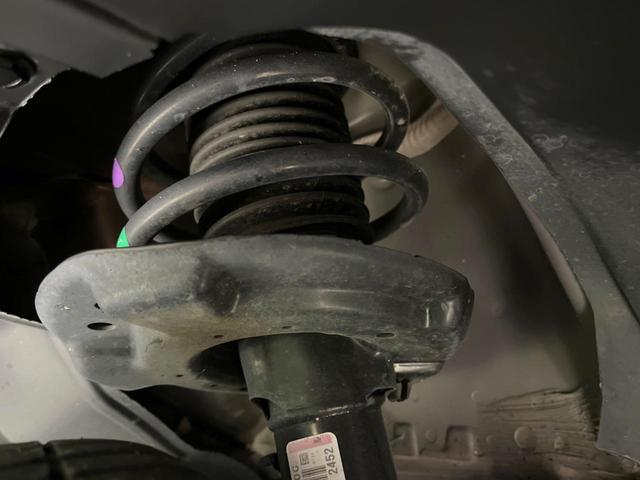 ノート Ｘ　禁煙車　純正９型ナビ　全周囲カメラ　インテリジェントルームミラー　ＬＥＤヘッドライト　電子制御パーキングブレーキ　Ｂｌｕｅｔｏｏｔｈ接続　ブラインドスポットモニター　ステアリングスイッチ（20枚目）