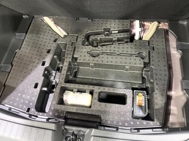 ノート Ｘ　禁煙車　純正９型ナビ　全周囲カメラ　インテリジェントルームミラー　ＬＥＤヘッドライト　電子制御パーキングブレーキ　Ｂｌｕｅｔｏｏｔｈ接続　ブラインドスポットモニター　ステアリングスイッチ（52枚目）