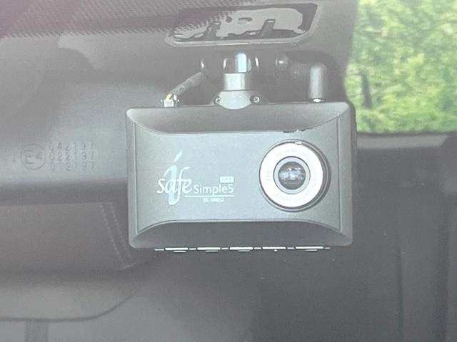 ヤリスクロス ハイブリッドＺ　禁煙車　純正ナビ　セーフティセンス　ブラインドスポットモニター　ステアリングヒーター　電動リアゲート　ハーフレザーシート　パワーシート　ドラレコ　ＥＴＣ　コーナーセンサー　純正１８インチアルミ（7枚目）