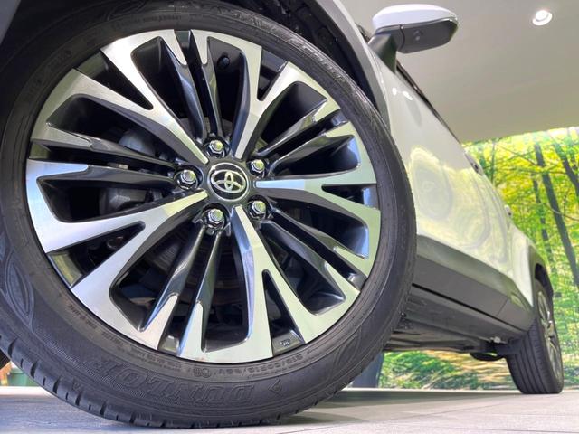 ヤリスクロス ハイブリッドＺ　禁煙車　純正ナビ　セーフティセンス　ブラインドスポットモニター　ステアリングヒーター　電動リアゲート　ハーフレザーシート　パワーシート　ドラレコ　ＥＴＣ　コーナーセンサー　純正１８インチアルミ（13枚目）