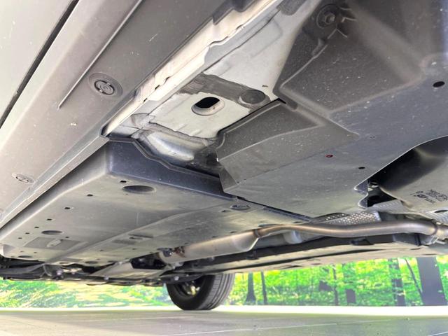 ヤリスクロス ハイブリッドＺ　禁煙車　純正ナビ　セーフティセンス　ブラインドスポットモニター　ステアリングヒーター　電動リアゲート　ハーフレザーシート　パワーシート　ドラレコ　ＥＴＣ　コーナーセンサー　純正１８インチアルミ（25枚目）