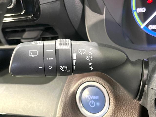 ヤリスクロス ハイブリッドＺ　禁煙車　純正ナビ　セーフティセンス　ブラインドスポットモニター　ステアリングヒーター　電動リアゲート　ハーフレザーシート　パワーシート　ドラレコ　ＥＴＣ　コーナーセンサー　純正１８インチアルミ（45枚目）