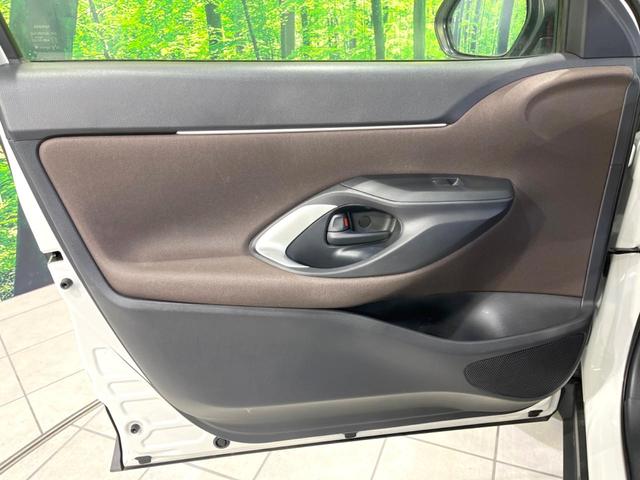ヤリスクロス ハイブリッドＺ　禁煙車　純正ナビ　セーフティセンス　ブラインドスポットモニター　ステアリングヒーター　電動リアゲート　ハーフレザーシート　パワーシート　ドラレコ　ＥＴＣ　コーナーセンサー　純正１８インチアルミ（57枚目）