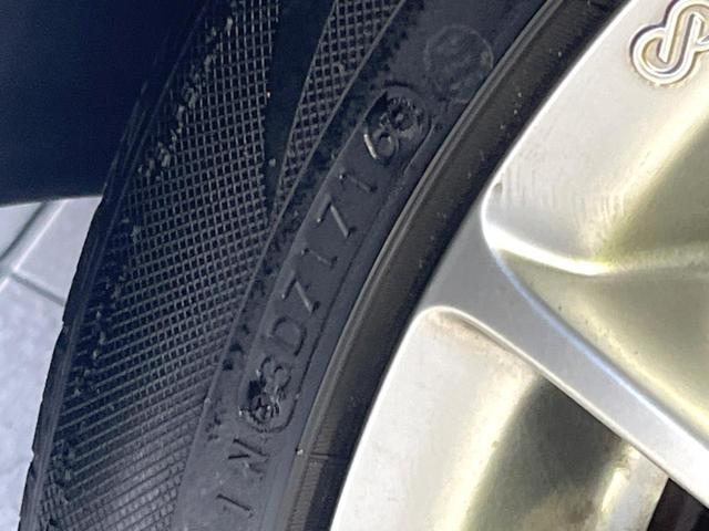 スカイライン ２５０ＧＴ　タイプＳ　禁煙車　後期　純正ＨＤＤナビ　バックカメラ　ＥＴＣ　パワーシート　パドルシフト　スマートキー　ＨＩＤヘッドライト　オートライト　デュアルオートエアコン　Ｂｌｕｅｔｏｏｔｈ　ＣＤ／ＤＶＤ再生　フルセグ（27枚目）