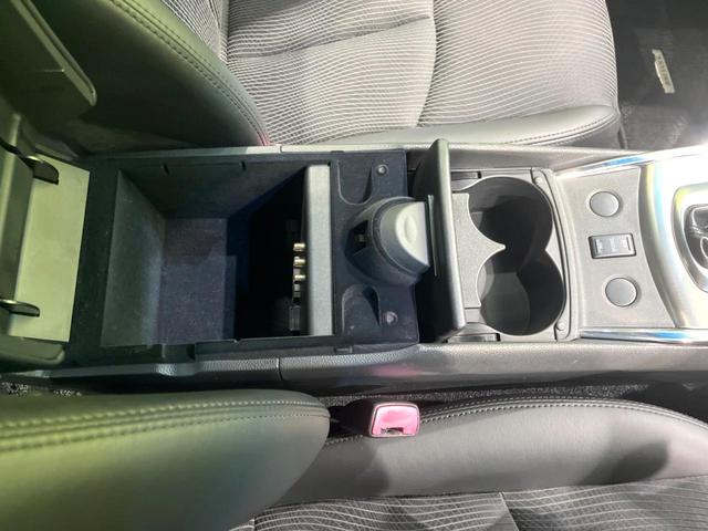 スカイライン ２５０ＧＴ　タイプＳ　禁煙車　後期　純正ＨＤＤナビ　バックカメラ　ＥＴＣ　パワーシート　パドルシフト　スマートキー　ＨＩＤヘッドライト　オートライト　デュアルオートエアコン　Ｂｌｕｅｔｏｏｔｈ　ＣＤ／ＤＶＤ再生　フルセグ（46枚目）