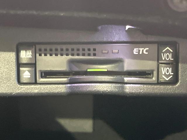 ＩＳ ＩＳ２５０　Ｆスポーツ　後期　禁煙車　ＨＤＤナビ　バックカメラ　専用１８インチアルミホイール　ＨＩＤヘッドライト　ＥＴＣ　クルーズコントロール　前席シートヒーター　オートライト　デュアルエアコン　フルセグ　ＣＤ／ＤＶＤ再生（5枚目）