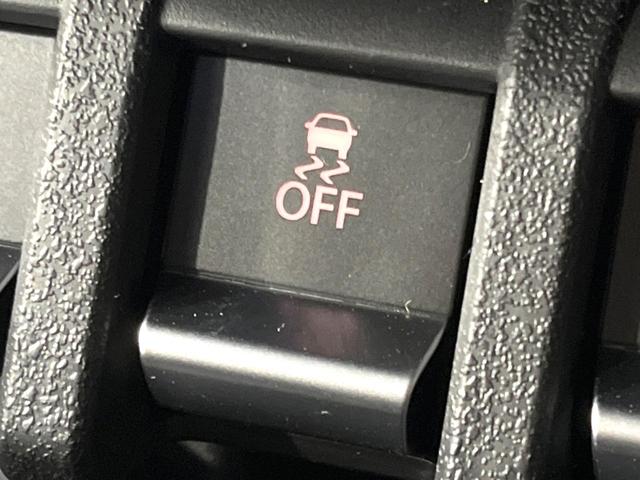 ジムニー XC 届出済未使用車 セーフティサポート リアパーキングセンサー クルーズコントロール ステアリングスイッチ ターボ シートヒーター オートエアコン LEDヘッドライト オートライト 2トーンルーフ(31枚目)