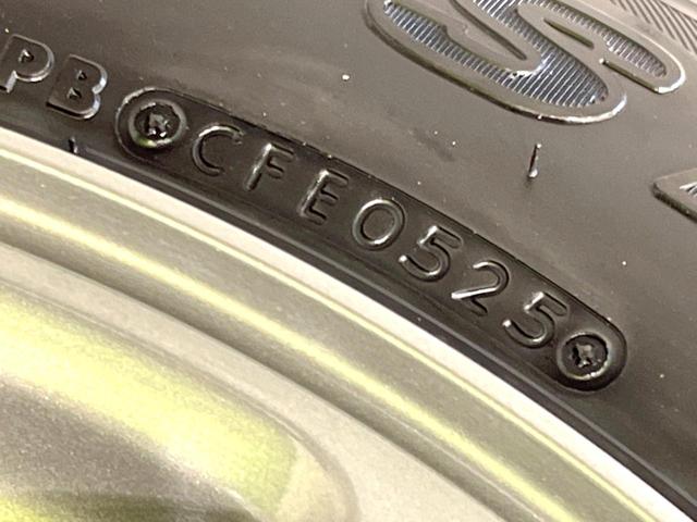 ジムニー XC 届出済未使用車 セーフティサポート リアパーキングセンサー クルーズコントロール ステアリングスイッチ ターボ シートヒーター オートエアコン LEDヘッドライト オートライト 2トーンルーフ(56枚目)