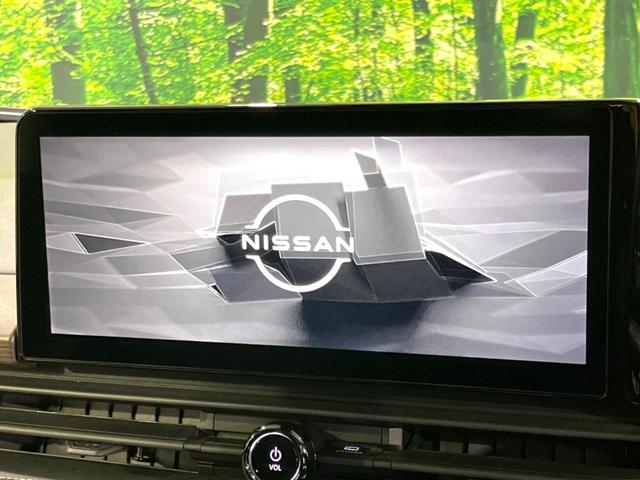 セレナ ハイウェイスターＶ　禁煙車　純正１２．３型ナビ　全周囲カメラ　両側電動ドア　プロパイロット　前後ドラレコ　ＥＴＣ　デジタルルームミラー　インテリジェントエマージェンシーブレーキ　ステアリングスイッチ　リアサンシェード（3枚目）