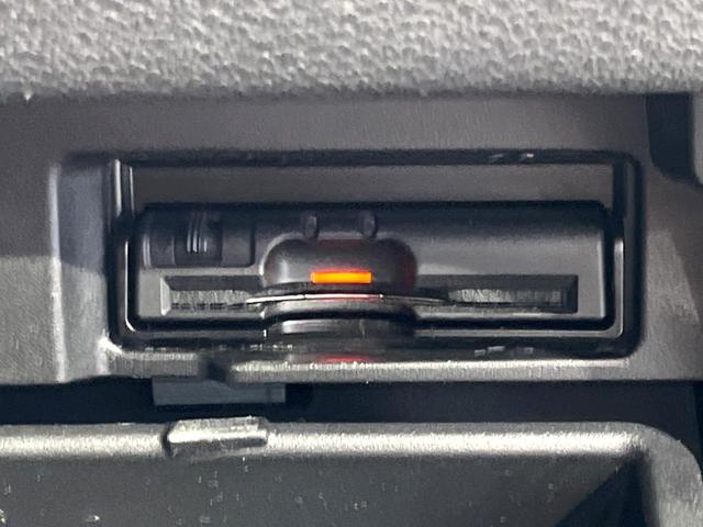 セレナ ハイウェイスター　禁煙車　純正ナビ　後席モニター　プロパイロット　全周囲カメラ　両側電動ドア　ドラレコ　ＥＴＣ　デジタルインナーミラー　パーキングアシスト　ステアリングスイッチ　電子制御パーキングブレーキ（56枚目）