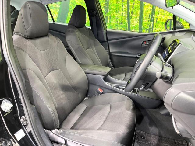 プリウス S 後期 禁煙車 純正9型ナビ バックカメラ レーダークルーズ ドラレコ ETC セーフティセンス スマートキー LEDヘッドライト レーンキープ オートマチックハイビーム オートライト オートエアコン(8枚目)