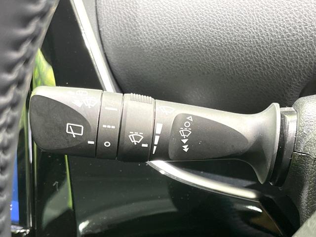 プリウス S 後期 禁煙車 純正9型ナビ バックカメラ レーダークルーズ ドラレコ ETC セーフティセンス スマートキー LEDヘッドライト レーンキープ オートマチックハイビーム オートライト オートエアコン(43枚目)