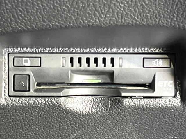 プリウス Sツーリングセレクション 禁煙車 後期 モデリスタフルエアロ 純正9型ナビ バックカメラ ETC 前後ドラレコ シートヒーター セーフティセンス レーダークルーズ スマートキー LEDヘッド LEDフロントフォグランプ(7枚目)