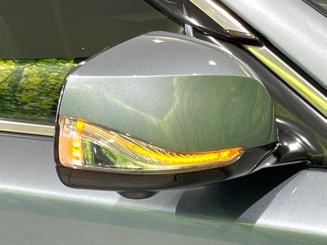 スカイライン 200GT-tタイプP 禁煙車 エマージェンシーブレーキー 全方位カメラ 純正ナビ ドラレコ ETC レザーシート コーナーセンサー LEDヘッド パワーシート シートヒーター 純正17インチアルミ デュアルエアコン(28枚目)