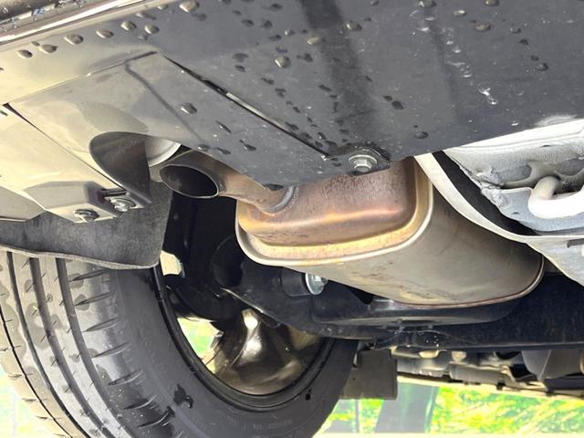 オーラ ニスモ　禁煙車　純正９型ディスプレイオーディオ　全方位カメラ　ドラレコ　ＥＴＣ　コーナーセンサー　ＬＥＤヘッド　インテリジェントルームミラー　ハーフレザーシート　純正１７インチアルミ　Ｂｌｕｅｔｏｏｔｈ（28枚目）