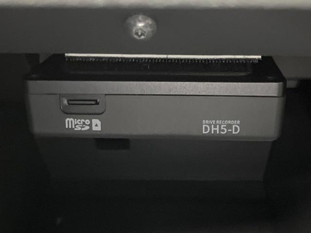 オーラ ニスモ　禁煙車　純正９型ディスプレイオーディオ　全方位カメラ　ドラレコ　ＥＴＣ　コーナーセンサー　ＬＥＤヘッド　インテリジェントルームミラー　ハーフレザーシート　純正１７インチアルミ　Ｂｌｕｅｔｏｏｔｈ（43枚目）